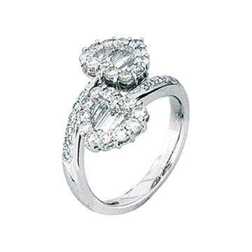 1F0147AWLRD0 18KT White Diamond Ring
