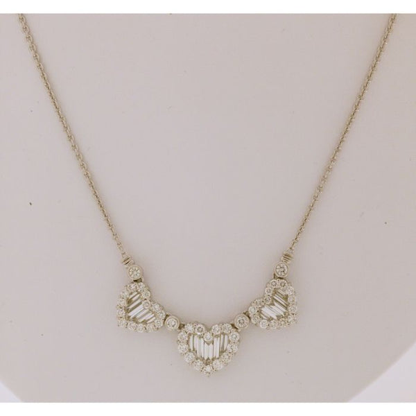 1F0003AWCHD0 18KT White Diamond Necklace
