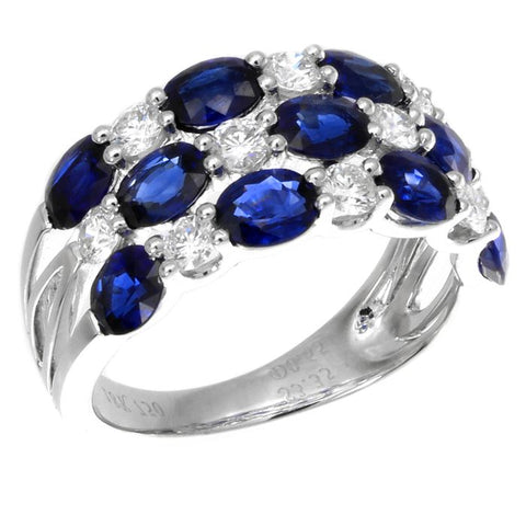 4F010531AWLRDS 18KT Blue Sapphire Ring
