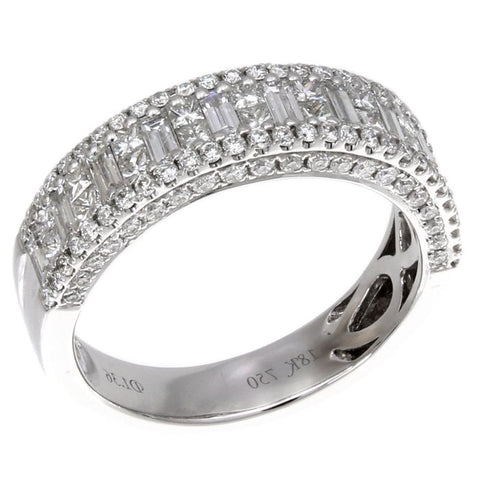 4F02174AWLRD0 18KT White Diamond Ring
