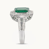 6F603921AWLRDE 18KT Emerald Ring